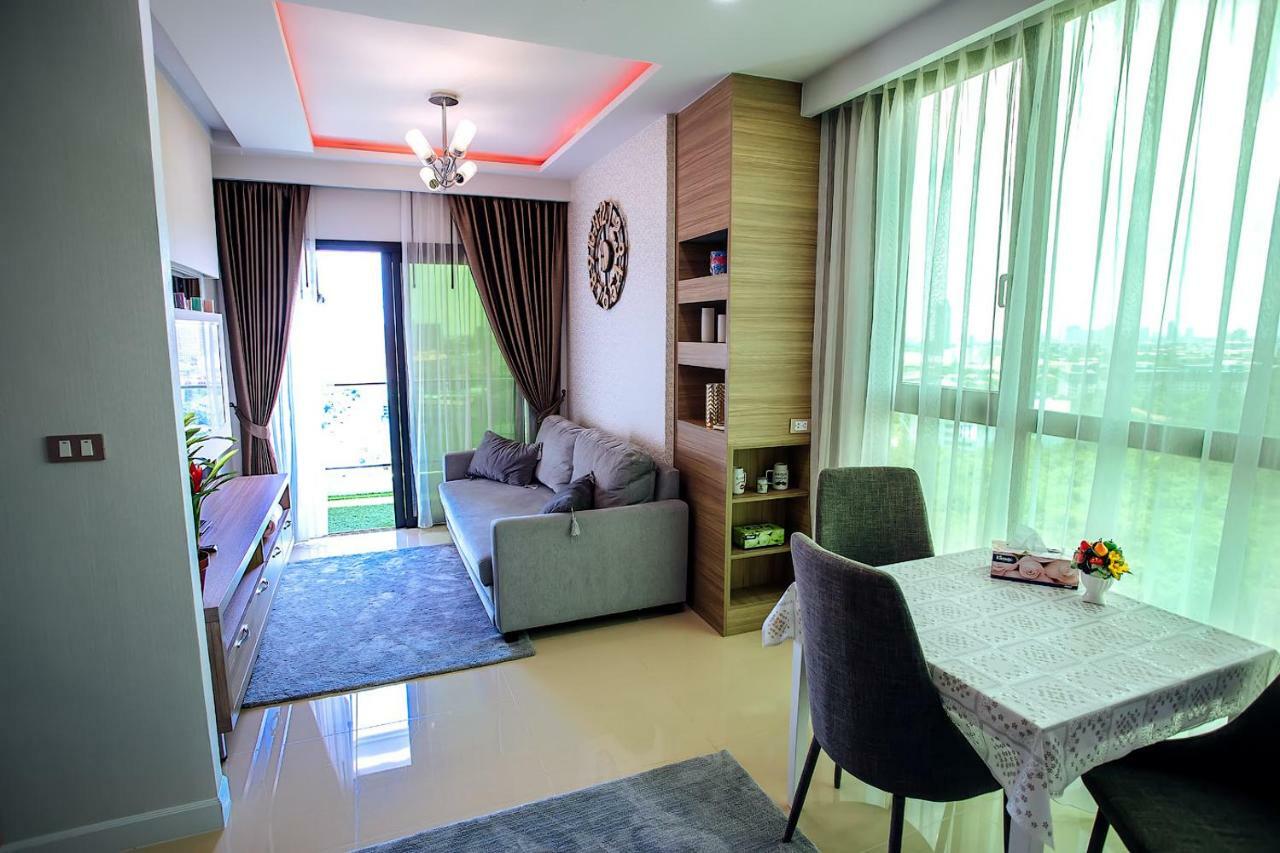 Dusit Grand Condo View Джомтьен Экстерьер фото